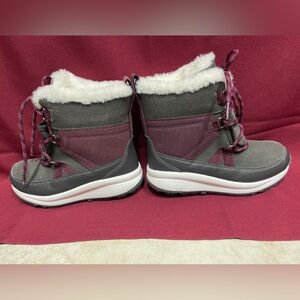 Cat & Jack Kasey Girls Winter Boots Sz 1 Gray/Burgundy Tie Front